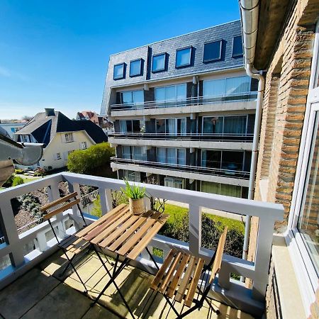 Recently Renovated Appartement 150M From The Beach De Haan Exterior foto